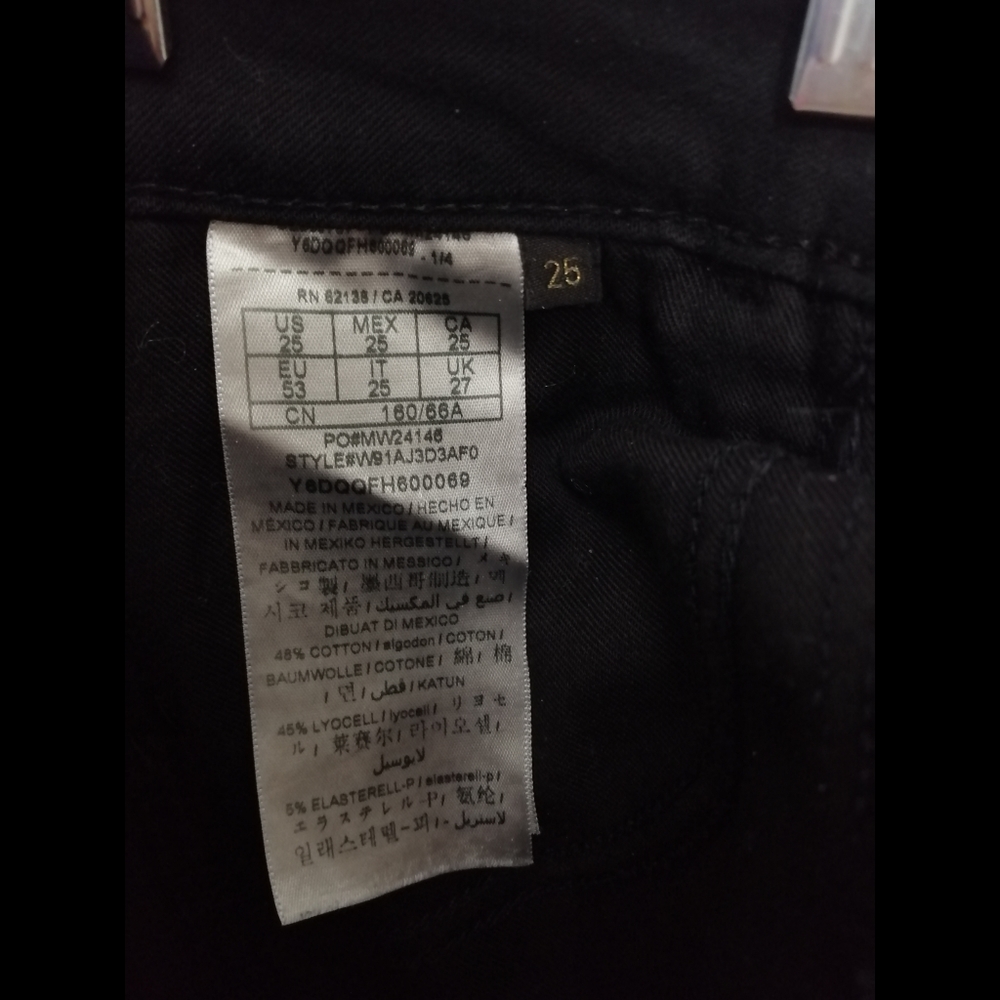 SOLD ❌Guess Sexy Curve 25 Black Crop Jeans Super Skinny Mid High Rise - Picture 4 of 4